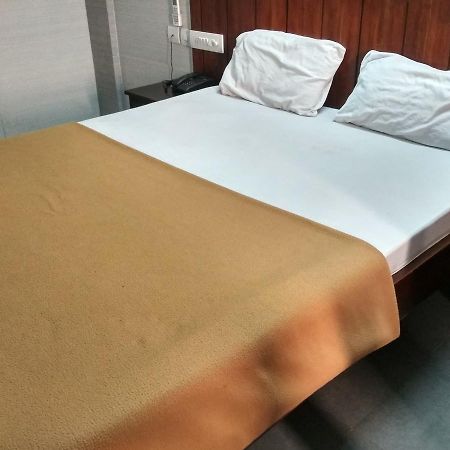 International Tourist Home Кожикоде Екстер'єр фото