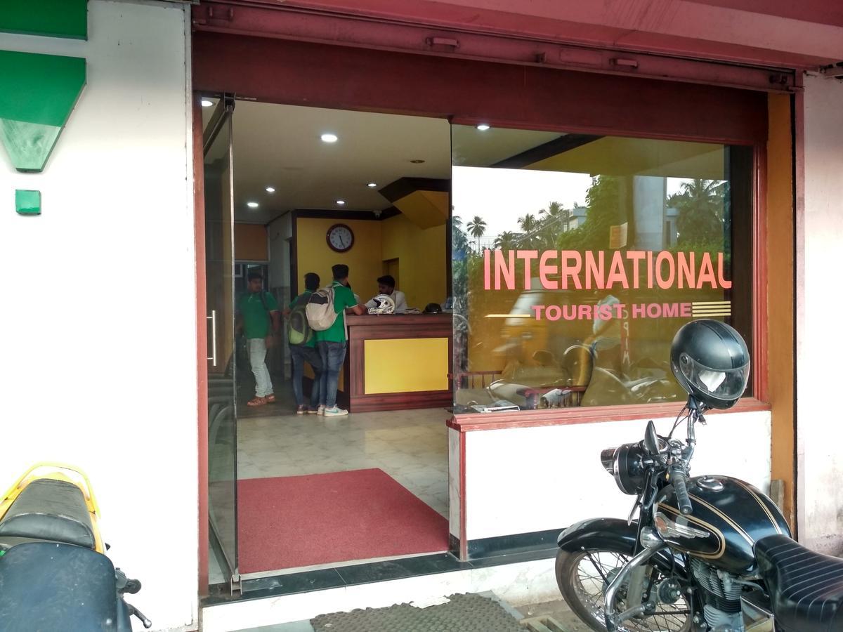 International Tourist Home Кожикоде Екстер'єр фото